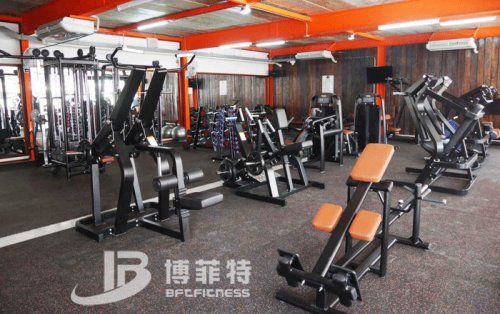 泰国客户的健身房图片 羞羞漫画18禁健身器材案例