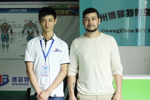 英国客户来羞羞漫画18禁羞羞漫画18禁进口健身房器材